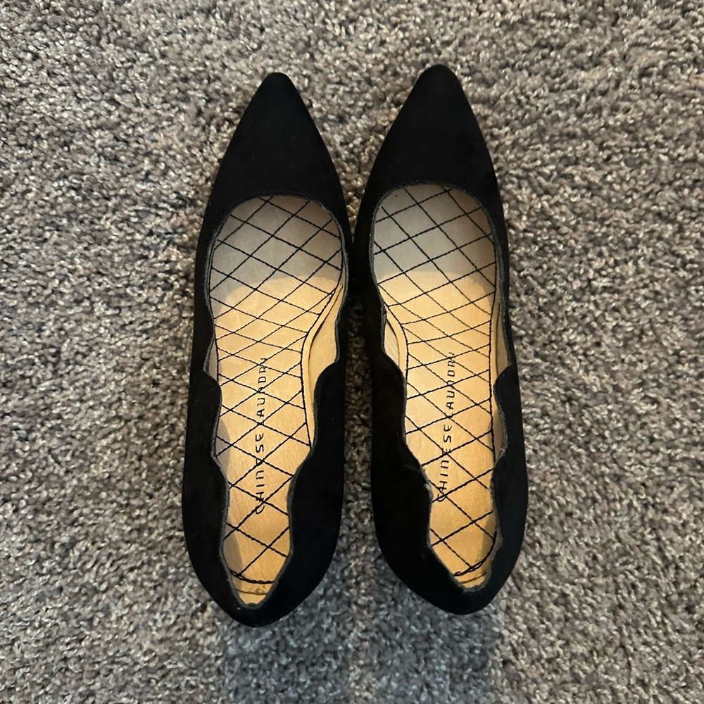 Chinese Laundry Savvy Heels - Picture 2 of 4